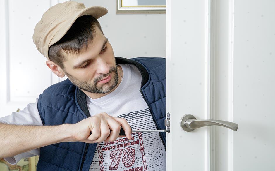  ouvrir une porte sans clé Bricard Grigny